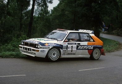 Carlos Sainz Cenamor - Luís Rodríguez Moya
29º Rallye Catalunya - Costa Brava - Rallye de España 1993. Lancia Delta HF Integrale (TO 81821T). Abandonó por problemas eléctricos en SS10 Coll de Santigosa de 10.60 Km.

Del 1 al 4 de Noviembre, Lloret de Mar, Girona, Catalunya, España.
Superficie: asfalto.

El Rally tenia un total de 1750.85 km de los que 513.60 km divididos en 29 tramos eran especiales.

Se inscribieron 100 equipos, tomaron la salida 95, finalizaron 39.@
Palabras clave: ;Lancia;Delta;Integrale;Catalunya;Costa_Brava;1993;España;Spain