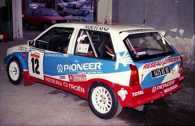 Christine Driano - Guylaine Juillot
37º Tour de Corse - Rallye de France 1993. Citröen AX Sport (1475 VZ 92). Abandonó por accidente en SS5 Eccica Suarella - Col de Marcucciu de 25.21 km.

Del 1 al 5 de Mayo, Ajaccio, Córcega, Francia.
Superficie: asfalto.

El Rally tenia un total de 1,130.95 Km de los que 556.42 Km divididos en 24 tramos eran especiales.

Se inscribieron 92 equipos, tomaron la salida 85, finalizaron 44.@
Palabras clave: Citroen;AX;Corse;Corcega;Womens;Mujeres;1993