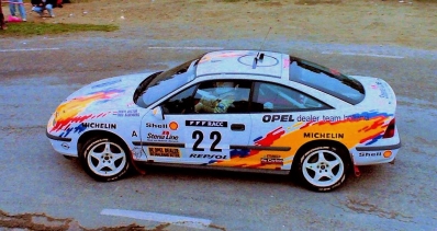 Erwin Doctor - Theo Badenberg
29º Rallye Catalunya - Costa Brava - Rallye de España 1993. Opel Calibra Turbo 4x4 (A17 MSD). Abandonó por la bomba de aceite en SS23 Tossa 2 de 18.70 Km.

Del 1 al 4 de Noviembre, Lloret de Mar, Girona, Catalunya, España.
Superficie: asfalto.

El Rally tenia un total de 1750.85 km de los que 513.60 km divididos en 29 tramos eran especiales.

Se inscribieron 100 equipos, tomaron la salida 95, finalizaron 39.@
Palabras clave: Opel;Calibra;Turbo;Catalunya;Costa_Brava;1993;Spain;España