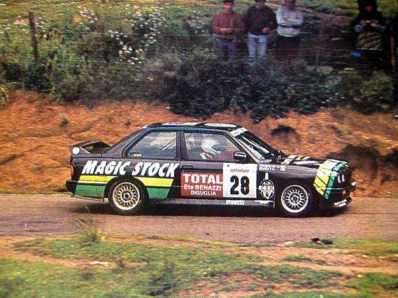 Pierre Benazzi - Jean-Michel Espozito
37º Tour de Corse - Rallye de France 1993. BMW M3 E30 (459 FY 2B). Abandonó por la caja de cambios en SS9 Verghia - Pietra Rossa de 26,55 Km.

Del 1 al 5 de Mayo, Ajaccio, Córcega, Francia.
Superficie: asfalto.

El Rally tenia un total de 1,130.95 Km de los que 556.42 Km divididos en 24 tramos eran especiales.

Se inscribieron 92 equipos, tomaron la salida 85, finalizaron 44.@
Palabras clave: BMW;Corse;Corcega;1993;M3;E30