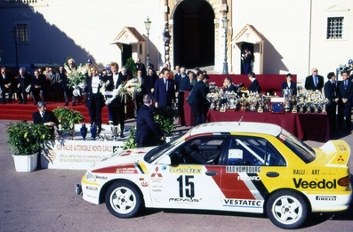 Isolde Holderied - Christina (Tina) Thörner
62º Rally Automobile de Monte-Carlo 1994. Mitsubishi Lancer Evo I. Clasificada 15ª y 1ª en Copa de Damas.

Del 22 al 27 de Enero, Monte-Carlo.
Superficie: asfalto - nieve.

El Rally tenia un total de 3058.00 km de los que 588.43 km divididos en 22 tramos eran especiales.

Se inscribieron 195 equipos, tomaron la salida 186, finalizaron 94.@
Palabras clave: ;Tina_Thorner;Mitsubishi;Lancer;Montecarlo;1994;Mujeres;Womens