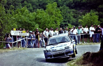 Jean Ragnotti- Gilles Thimonier
29º Ronde Cévenoles 1995. Renault Clio Maxi (5338 VB 84). Clasificado 10º.

Del 24 al 26 de Junio, Vigan, Languedoc-Rosellón, Gard, Francia.
Superficie: asfalto.

El Rally tenía un total de 270.00 km de los que 163.90 km divididos en 7 tramos eran especiales.

Tomaron la salida 120 equipos, finalizaron 83.

© Joan AL
@@
Palabras clave: ;Renault;Clio;Maxi;Ronde_Cevennes;1995