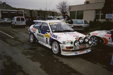 Bruno Thiry - Stéphane Prévot
63º Rallye Automobile de Monte-Carlo 1995. Ford Escort RS Cosworth (M512 WJN). Clasificado 5º.

Del 21 al 26 de Enero, Monte-Carlo.
Superficie: asfalto - nieve.

El Rally tenia un total de 2607.00 km de los que 546.80 km divididos en 21 tramos eran especiales.

Se inscribieron 207 equipos, tomaron la salida 204, finalizaron 83.@
Palabras clave: Bruno_Thiry;Ford;Escort;Cosworth;Montecarlo;1995