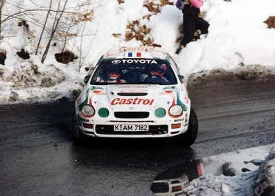 Didier Auriol - Bernard Occelli
63º Rallye Automobile de Monte-Carlo 1995. Toyota Celica GT-Four -ST205-(K-AM 7182) Abandonó por accidente en SS16 Moulinet - La Bollène Vésubie de 23.24 km quedando clasificado 93º.

Del 21 al 26 de Enero, Monte-Carlo.
Superficie: asfalto - nieve.

El Rally tenia un total de 2607.00 km de los que 546.80 km divididos en 21 tramos eran especiales.

Se inscribieron 207 equipos, tomaron la salida 204, finalizaron 83.@
Palabras clave: Didier_Auriol;ST205;Toyota;Celica;Montecarlo;1995