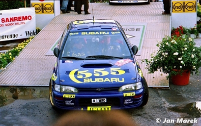 Colin McRae - Derek Ringer
38º Rallye Sanremo - Rallye d'Italia 1996. Subaru Impreza 555 (N1 WRC). Clasificado 1º.

Del 13 al 16 de Octubre, Sanremo, Liguria, Imperia, Italia.
Superficie: asfalto - tierra.

El Rally tenia un total de 1958.12 km de los que 413.32 km divididos en 18 tramos eran especiales (una de ellas fue cancelada SS1 Nerbisci 1 de 32.17 Km a causa del fuerte accidente de Tommi Mäkinen - Seppo Harjanne del que por suerte salieron ilesos).

Tomaron la salida 108 equipos, finalizaron 47.

© Jan Marek
@
Palabras clave: ;Subaru;Impreza;Sanremo;1996