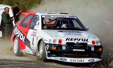 Carlos Sainz Cenamor - Luís Moya
38º Rallye Sanremo - Rallye d'Italia 1996. Ford Escort RS Cosworth (N5 FMC). Clasificado 2º.

Del 13 al 16 de Octubre, Sanremo, Liguria, Imperia, Italia.
Superficie: asfalto - tierra.

El Rally tenia un total de 1958.12 km de los que 413.32 km divididos en 18 tramos eran especiales (una de ellas fue cancelada SS1 Nerbisci 1 de 32.17 Km a causa del fuerte accidente de Tommi Mäkinen - Seppo Harjanne del que por suerte salieron ilesos).

Tomaron la salida 108 equipos, finalizaron 47.@
Palabras clave: ;Luis_Moya;Ford;Escort;Cosworth;Sanremo;1996