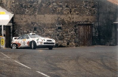 Armin Schwarz - Klaus Wicha
62º Rallye Automobile de Monte-Carlo 1996. Toyota Celica GT-Four (ST205). Clasificado 3º.

Del 20 al 25 de Enero, Monaco.
Superficie: asfalto - nieve.

El Rally tenia un total de 2569.00 km de los que 529.85 km divididos en 21 tramos eran especiales (2 de ellos fueron cancelados SS14 Les Quatres Chemins 1 y SS20 Les Quatres Chemins 2 de 33.50 km cada uno).

Tomaron la salida 150 equipos, finalizaron 99.@
Palabras clave: Toyota;Celica;Montecarlo;1996