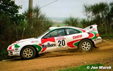 Freddy Loix - Sven Smeets
38º Rallye Sanremo - Rallye d'Italia 1996. Toyota Celica GT-Four -ST205- (K-AM 5133). Clasificado 4º.

Del 13 al 16 de Octubre, Sanremo, Liguria, Imperia, Italia.
Superficie: asfalto - tierra.

El Rally tenia un total de 1958.12 km de los que 413.32 km divididos en 18 tramos eran especiales (una de ellas fue cancelada SS1 Nerbisci 1 de 32.17 Km a causa del fuerte accidente de Tommi Mäkinen - Seppo Harjanne del que por suerte salieron ilesos).

Tomaron la salida 108 equipos, finalizaron 47.

© Jan Marek
@
Palabras clave: ;Toyota;Celica;Sanremo;1996