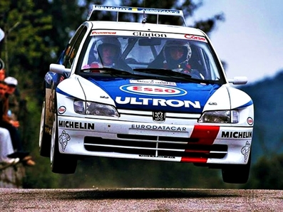 François Delecour - Daniel Grataloup
40º Tour de Corse - Rallye de France 1996. Peugeot 306 Maxi. Clasificado 4º.

Del 29 de Abril al 1 de Mayo, Ajaccio.
Superficie: asfalto.

El Rally tenia 476.10 km cronometrados divididos en 3 etapas y 20 tramos especiales.

Tomaron la salida 53 equipos, finalizaron 33.

Este año el Rallye solo fue válido para el Campeonato 2.0 Litros WC.
@
Palabras clave: ;Francia;Corse;Corcega;Peugeot;Maxi;1996;