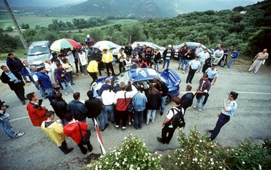 Colin McRae - Nicky Grist
41º Tour de Corse - Rallye de France 1997. Subaru Impreza S5 WRC '97 (P9 WRC). Clasificado 1º.

Del 5 al 7 de Mayo, Ajaccio, Córcega, Francia.
Superficie: asfalto.

El Rally tenia un total de 998.16 km de los que 408.02 km divididos en 18 tramos eran especiales.

Tomaron la salida 60 equipos, finalizaron 39.@
Palabras clave: ;Subaru;Impreza;WRC;Corcega;Corse;1997