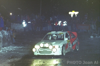 Carlos Sainz Cenamor - Lui­s Moya
65º Rallye Automobile de Monte-Carlo 1997. Ford Escort WRC (P6 FMC). Clasificado 2º.

Del 18 al 22 de Enero, Monte-Carlo.
Superficie: asfalto - nieve.

El Rally tenia un total de 1704.90 km de los que 398.31 km divididos en 18 tramos, eran especiales.

Tomaron la salida 23 equiposs, finalizaron 17.

© Joan Al
@
Palabras clave: ;Luis_Moya;Ford;Escort;WRC;Montecarlo;1997
