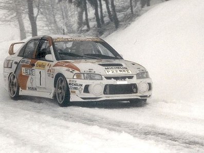 Tommi Makinen - Seppo Harjanne
65º Rallye Automobile de Monte-Carlo 1997. Mitsubishi Lancer Evo IV(P 22 MRE). Clasificado 3º.

Del 18 al 22 de Enero, Monte-Carlo.
Superficie: asfalto - nieve.

El Rally tenia un total de 1704.90 km de los que 398.31 km divididos en 18 tramos, eran especiales.

Tomaron la salida 23 equiposs, finalizaron 17.@
Palabras clave: Tommi_Makinen;Seppo_Harjanne;Mitsubishi;Lancer;EvoIV;Montecarlo;1997;nieve