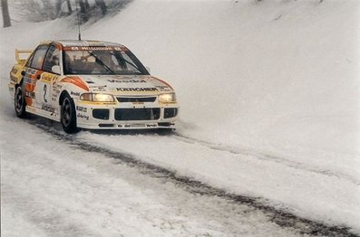 Uwe Nittel - Christina (Tina) Thörner
65º Rallye Automobile de Monte-Carlo 1997. Mitsubishi Lancer Evo III (N7 MRE). Clasificado 5º.

Del 18 al 22 de Enero, Monte-Carlo.
Superficie: asfalto - nieve.

El Rally tenia un total de 1704.90 km de los que 398.31 km divididos en 18 tramos, eran especiales.

Tomaron la salida 23 equiposs, finalizaron 17.@
Palabras clave: Mitsubishi;Lancer;EvoIII;Montecarlo;1997;nieve