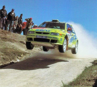 Harri Rovanperä - Voitto Silander
31º TAP Rallye de Portugal 1997. Seat Ibiza Kit Car (B-1796-SB). Abandonó por motor en SS23 Alvoco das Várzeas de 10.38 km.

Del 23 al 26 de Marzo, Figueira da Foz, Coimbra, Portugal.
Superficie: tierra.

El Rally tenia un total de 1678.32 km de los que 419.78 km divididos en 31 tramos eran especiales (uno de ellos fue cancelado SS1 Figueira da Foz de 1.50 km).

Tomaron la salida 98 equipos, finalizaron 34.@
Palabras clave: ;Seat;Ibiza;Kit_Car;Portugal;1997;