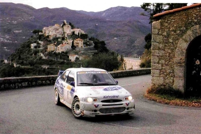 Bruno Thiry - Stéphane Prévot
66º Rallye Automobile de Monte-Carlo 1998. Ford Escort WRC (R3 FMC). Clasificado 6º.

Del 19 al 21 de Enero, Monte-Carlo.
Superficie: asfalto - nieve.

El Rally tenia un total de 1454.53 km de los que 359.19 km divididos en 18 tramos eran especiales.

Tomaron la salida 106 equipos, finalizaron 60.@
Palabras clave: Ford;Escort;WRC;Montecarlo;1998