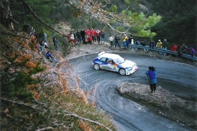 Gilles Panizzi - Hervé Panizzi
66º Rallye Automobile de Monte-Carlo 1998. Peugeot 306 Maxi. Clasificado 9º.

Del 19 al 21 de Enero, Monte-Carlo.
Superficie: asfalto - nieve.

El Rally tenia un total de 1454.53 km de los que 359.19 km divididos en 18 tramos eran especiales.

Tomaron la salida 106 equipos, finalizaron 60.@
Palabras clave: Gilles_Panizzi;Peugeot;Montecarlo;1998