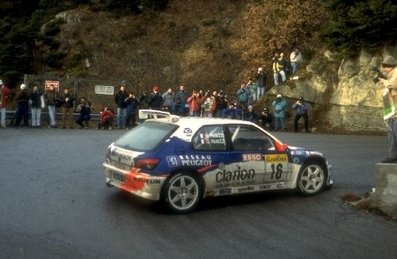 Gilles Panizzi - Hervé Panizzi
66º Rallye Automobile de Monte-Carlo 1998. Peugeot 306 Maxi. Clasificado 9º.

Del 19 al 21 de Enero, Monte-Carlo.
Superficie: asfalto - nieve.

El Rally tenia un total de 1454.53 km de los que 359.19 km divididos en 18 tramos eran especiales.

Tomaron la salida 106 equipos, finalizaron 60.@
Palabras clave: Peugeot;Montecarlo;1998