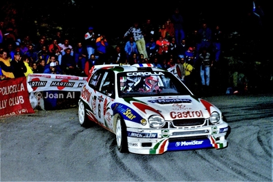 Didier Auriol - Denis Giraudet
40º Rallye Sanremo - Rallye d'Italia 1998. Toyota Corolla WRC (K-AM 652). Abandonó en SS11 Torre del Vengore 1 de 14.83 km.

Del 12 al 14 Octubre, Sanremo, Imperia, Liguria, Italia.
Superficie: asfalto.

El Rally tenia un total de 1494.80 Km de los que 400.30 km divididos en 24 tramos eran especiales.

Se inscribieron 160 equipos, tomaron la salida 153, finalizaron 76.

© Joan Al
@@
Palabras clave: Didier_Auriol;Toyota;Corolla;WRC;Sanremo;1998