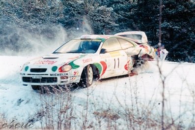 Henrik Lundgaard - Freddy Pedersen
66º Rallye Automobile de Monte-Carlo 1998. Toyota Celica GT-Four "ST205" (K-AM 828). Abandonó por accidente en SS7 Bayons de 22.55 km.

Del 19 al 21 de Enero, Monte-Carlo .
Superficie: asfalto - nieve.

El Rally tenia un total de 1454.53 km de los que 359.19 km divididos en 18 tramos eran especiales.

Tomaron la salida 106 equipos, finalizaron 60.@
Palabras clave: Toyota;Celica;ST205;Montecarlo;1998;nieve;crash