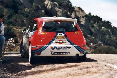 Colin McRae - Nicky Grist 
35º Rallye Catalunya - Costa Brava - Rallye de España 1999. Ford Focus RS WRC '99 (S10 FMC). Abandonó en SS15 Coll de Santigosa de 10.62 km.
Ford Motor Co. Ltd.

Del 19 al 21 de Abril, Lloret de Mar, Girona, Catalunya, España.
Superficie: asfalto.
 
El Rally tenia un total de 1713.31 km de los que 396.01 km divididos en 19 tramos eran especiales.

Se inscribieron 109 equipos, tomaron la salida 109, finalizaron 56.@
Palabras clave: ;Fod;Focus;WRC;Catalunya;1999;Costa_Brava;España;Spain