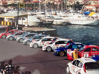 44º Tour de Corse - V Rallye de France 2000
Del 28 de Septiembre al 1 de Octubre, Ajaccio, Córcega, Francia.
Superficie: asfalto.

El Rally tenia un total de 1105.67 Km de los que 385.01 Km divididos en 18 tramos eran especiales,(uno de ellos fue cancelado SS8 Taverna - Pont de Ca de 16.14 Km).

Se inscribieron 124 equipos, tomaron la salida 120, finalizaron 80.
Palabras clave: Corse;Corcega;2000;Parque_Cerrado