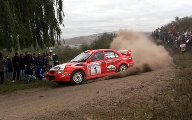 Tommi Mäkinen - Risto Mannisenmäki
20º Rally Argentina 2000. Mitsubishi Lancer Evo VI (W2 MMR). Clasificado 3º.

Del 11 al 14 de Mayo, Carlos Paz, Córdoba, Argentina.
Superficie: tierra.

El Rally tenia un total de 1559.49 km de los que 391.4 km divididos en 22 tramos eran especiales, (una de ellas fue cancelada SS5 Tanti de 16 Km).

Se inscribieron 88 equipos, tomaron la salida 76, finalizaron 35.@
Palabras clave: Tommi_Makinen;Mitsubishi;Lancer;Argentina;2000