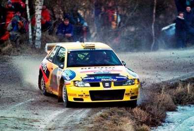 Didier Auriol - Denis Giraudet
49º International Sewedish Rally 2000. Seat Cordoba WRC Evo2 (B-2121-VN). Clasificado 7º.
Del 10 al 13 de Febrero, Karlstad, Suecia.
Superficie: nieve / hielo.
El Rally tenia un total de 1,708.40 Km de los que 378.41 Km divididos en 20 tramos eran especiales, (uno de ellos fue cancelado SS8 Langjohanstorp de 19.44 Km).
Se inscribieron 87 equipos, tomaron la salida 78, finalizaron 54.@
Palabras clave: Didier_Auriol;Seat;Cordoba;WRC;Evo2;Suecia;2000