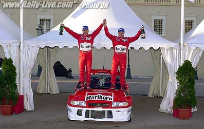 Tommi Mäkinen - Risto Mannisenmäki
69º Rallye Automobile de Monte-Carlo 2001. Mitsubishi Lancer Evo 6.5 (X6 MMR). Clasificado 1º.

Del 18 al 21 de Enero, Mónaco.
Superficie: asfalto - nieve.

El Rally tenia un total de 1738.81 km de los que 392.18 km divididos en 15 tramos eran especiales, (una de ellas fue cancelada SS10 Comps 2 de 20.53 Km).

Se inscribieron 60 equipos, tomaron la salida 56, finalizaron 27.@
Palabras clave: Mitsubishi;Lancer;Montecarlo;2001;Personajes;