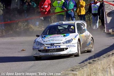 Toni Gardemeister - Paavo Lukander
69º Rallye Automobile de Monte-Carlo 2001. Peugeot 206 WRC (206 MWL 75). Clasificado 5º.

Del 18 al 21 de Enero, Mónaco.
Superficie: asfalto - nieve.

El Rally tenia un total de 1738.81 km de los que 392.18 km divididos en 15 tramos eran especiales, (una de ellas fue cancelada SS10 Comps 2 de 20.53 Km).

Se inscribieron 60 equipos, tomaron la salida 56, finalizaron 27.@
Palabras clave: Peugeot;WRC;Montecarlo;2001