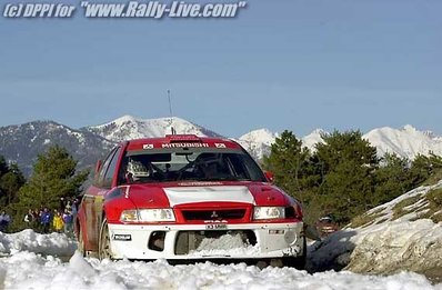 Freddy Loix - Sven Smeets
69º Rallye Automobile de Monte-Carlo 2001. Mitsubishi Carisma GT Evo VI (X3 MMR). Clasificado 6º.

Del 18 al 21 de Enero, Mónaco.
Superficie: asfalto - nieve.

El Rally tenia un total de 1738.81 km de los que 392.18 km divididos en 15 tramos eran especiales, (una de ellas fue cancelada SS10 Comps 2 de 20.53 Km).

Se inscribieron 60 equipos, tomaron la salida 56, finalizaron 27.@
Palabras clave: Mitsubishi;Carisma;WRC;Montecarlo;2001;nieve