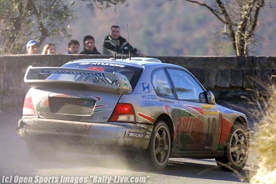 Alister McRae - David Senior
69º Rallye Automobile de Monte-Carlo 2001. Hyundai Accent WRC (V7 MSD). Clasificado 7º.

Del 18 al 21 de Enero, Mónaco.
Superficie: asfalto - nieve.

El Rally tenia un total de 1738.81 km de los que 392.18 km divididos en 15 tramos eran especiales, (una de ellas fue cancelada SS10 Comps 2 de 20.53 Km).

Se inscribieron 60 equipos, tomaron la salida 56, finalizaron 27.@
Palabras clave: Hyundai;Accent;WRC;Montecarlo;2001