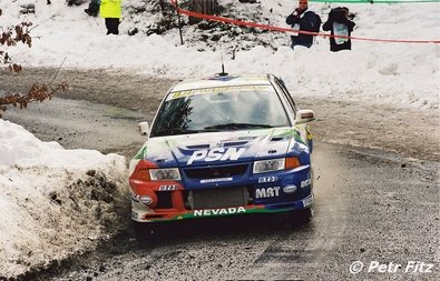 Gustavo Trelles - Jorge Del Buono
9º Rallye Automobile de Monte-Carlo 2001. Mitsubishi Lancer Evo VI (GG-HU 395). Clasificado 11º.

Del 18 al 21 de Enero, Mónaco.
Superficie: asfalto - nieve.

El Rally tenia un total de 1738.81 km de los que 392.18 km divididos en 15 tramos eran especiales, (una de ellas fue cancelada SS10 Comps 2 de 20.53 Km).

Se inscribieron 60 equipos, tomaron la salida 56, finalizaron 27.

© Petr Fitz
@
Palabras clave: Mitsubishi;Lancer;Montecarlo;2001;Nieve