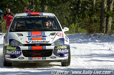 Colin McRae - Nicky Grist
69º Rallye Automobile de Monte-Carlo 2001. Ford Focus WRC 01 (V9 FMC). Abandonó por avería mecánica en SS13 Loda - Lucéram 1 de 16.55 km.

Del 18 al 21 de Enero, Mónaco.
Superficie: asfalto - nieve.

El Rally tenia un total de 1738.81 km de los que 392.18 km divididos en 15 tramos eran especiales, (una de ellas fue cancelada SS10 Comps 2 de 20.53 Km).

Se inscribieron 60 equipos, tomaron la salida 56, finalizaron 27.@
Palabras clave: Ford;Focus;WRC;Montecarlo;2001;nieve
