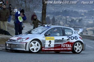 Marcus Grönholm - Timo Rautiainen
70º Rallye Automobile de Monte-Carlo 2002. Peugeot 206 WRC (948 NVB 75). Clasificado 5º.

Del 18 al 20 de Enero, Monaco.
Superficie: asfalto - nieve.

El Rally tenia un total de 1424.55 km km de los que 396.78 km divididos en 15 tramos eran especiales, (una de ellas fue cancelada SS2 Sisteron - Thoard 1 de 36.73 Km).

Se inscribieron 55 equipos, tomaron la salida 54, finalizaron 26.@
Palabras clave: Marcus_Gronholm;Peugeot;WRC;Montecarlo;2002