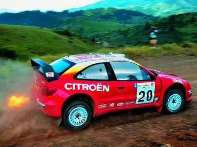 Thomas Radstrom - Denis Giraudet
49º Acropolis Rally 2002. Citröen Xsara WRC. Clasificado 8º.
El Rally tenia un total de 1,180.51 Km de los que 391.50 Km divididos en 16 tramos, eran especiales, (uno de ellos fue cancelado SS10 Mendenitsa 1 de 17,34 Km).
Se inscribieron 89 equipos, tomaron la salida 84, finalizaron 35.@
Palabras clave: Citroen;Xsara;WRC;Acropolis;Grecia;2002