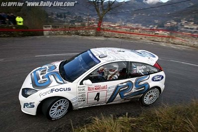 Markko Märtin - Michael Park
71º Rallye Automobile de Monte-Carlo 2003. Ford Focus WRC '02 (EX02 OBD). Clasificado 4º.

Del 24 al 26 de Enero, Monaco.
Superficie: asfalto - nieve.

El Rally tenia un total de 1357.92 km de los que 415.02 km divididos en 14 tramos eran especiales.

Tomaron la salida 50 equipos, finalizaron 29.@
Palabras clave: Ford;Focus;WRC;Montecarlo;2003