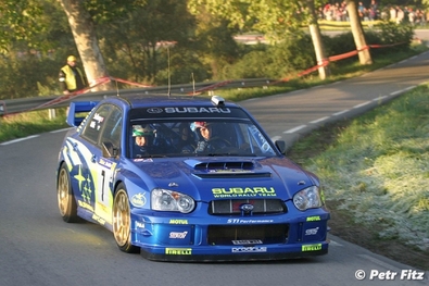 Petter Solberg - Phil Mills
39º Rallye Catalunya - Costa Brava - Rallye de España 2003. Subaru Impreza S9 WRC '03 (S400 WRT). Clasificado 5º.

Del 24 al 26 de Octubre, Lloret de Mar, Girona, Catalunya, España.
Superficie: asfalto.

El Rally tenia un total de 1553.72 Km de los que 381.18 Km divididos en 22 tramos eran especiales.

Se inscribieron 49 equipos, tomaron la salida 47, finalizaron 33.

© Petr Fitz
@@
Palabras clave: Petter_Solberg;Subaru;Impreza;WRC;Catalunya;2003;Spain