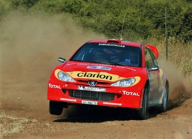 Gilles Panizzi - Herve Panizzi
50º Golden Acropolis Rally 2003. Peugeot 206 WRC (341 NQZ 75). Clasificado 7º.

Del 5 al 8 de Junio, Lamia, Grecia.
Superficie: tierra.

El Rally tenia un total de 1,441.37 Km de los que 399.49 Km divididos en 22 tramos eran especiales (una de ellas fue cancelada SS8 Lilea - Parnassos 1 de 2,43 Km).

Se inscribieron 90 equipos, tomaron la salida 82, finalizaron 37.@
Palabras clave: Gilles_Panizzi;Peugeot;WRC;2003;Acropolis;Grecia