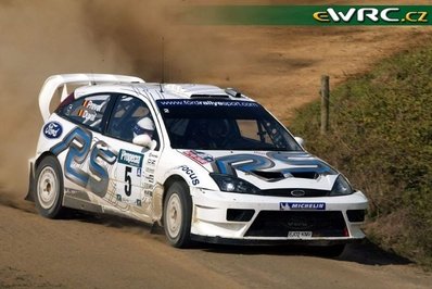 François Duval - Stéphane Prévot
33º Propecia Rally Nueva Zelanda 2003. Ford Focus RS WRC '03 (EJ02 KMV). Clasificado 9º.
El Rally tenia un total de 1,297.81 Km de los que 403.52 Km divididos en 22 tramos eran especiales.
Se inscribieron 86 equipos, tomaron la salida 80, finalizaron 46.
COPYRIGHT Tà½m.@
Palabras clave: François_Duval;Ford;Focus;WRC;Nueva_Zelanda;2003