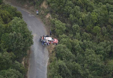 Sébastien Loeb - Daniel Elena
47º Tour de Corse - Rallye de France 2003. Citröen Xsara WRC (27 CSP 92). Clasificado 13º.
Citroën Total WRT

Del 17 al 19 de Octubre, Ajaccio.
Superficie: asfalto.

El Rally tení­a un total de 971.75 km de los que 397.40	km divididos en 16 tramos eran especiales.

Se inscribieron 71 equipos, tomaron la salida 62, finalizaron 34.@
Palabras clave: Sebastien_Loeb;Citroen;Xsara;WRC;Corcega;Corse;2003