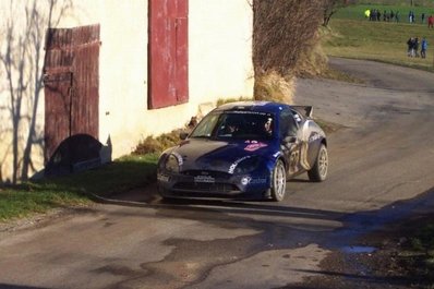 Guy Wilks - Phil Pugh
71º Rallye Automobile de Monte-Carlo 2003. Ford Puma S1600 (EX02 PXM). Abandonó por accidente en SS12 Lantosque - Lucéram 1 de 19.52 km

Del 24 al 26 de Enero, Monaco.
Superficie: asfalto - nieve.

El Rally tenia un total de 1357.92 km de los que 415.02 km divididos en 14 tramos eran especiales.

Tomaron la salida 50 equipos, finalizaron 29.@
Palabras clave: Ford;Puma;Montecarlo;2003