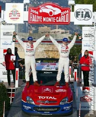 72º Rallye Automobile de Monte-Carlo 2004
Sébastien Loeb - Daniel Elena, Citröen Xsara WRC. Clasificado 1º.

Del 23 al 25 de Enero, Monaco.
Superficie: asfalto.

El Rally tenia un total de 1,331.92 Km de los que 389.12 Km divididos en 15 tramos, eran especiales (2 de ellos fueron cancelados SS1 Selonnet - Breziers 1 de 22.64 Km y SS10 Tourette du Chateau - St Antonin 2 de 24.80 Km. Uno de ellos se dio con tiempo de tramo teórico a todos los equipos, SS8 Tourette du Chateau - St Antonin 1 de 24.80 Km).

Se inscribieron 45 equipos, tomaron la salida 43, finalizaron 20.
@
Palabras clave: Sebastien_Loeb;Daniel_Elena;Citroen;Xsara;WRC;Montecarlo;2004;Personajes;Parque_Cerrado