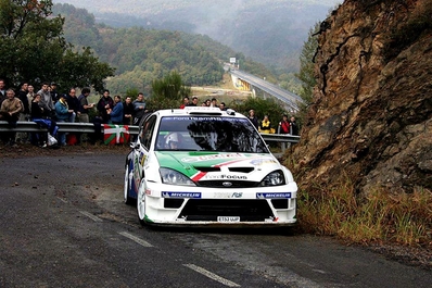 Markko Martin - Michael Park
40º Rally Catalunya - Costa Brava - Rally de España 2004. Ford Focus RS WRC 04 (ET53 UJP) . Clasificado 2º.

Del 29 al 31 de Octubre, Lloret de Mar, Girona, catalunya, España.
Superficie: asfalto.

El Rally tenia un total de 1688.29 km de los que 384.08 km divididos en 20 tramos eran especiales (una de ellas fue cancelada SS10 Sant Julia 1 de 32.90 Km).

Se inscribieron 55 equipos, tomaron la salida 52, finalizaron 36.@
Palabras clave: Markko_Martin;Ford;Focus;RS;WRC;Puente_Eje;Catalunya;2004;España;Spain