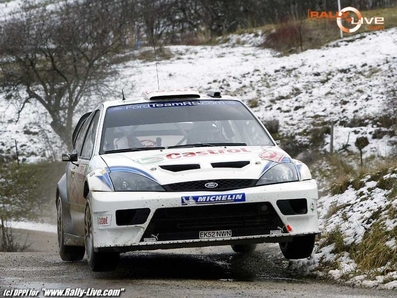 Markko Martin - Michael Park
72º Rallye Automobile de Monte-Carlo 2004. Ford Focus RS WRC 03 (EK52 NWN). Clasificado 2º.

Del 23 al 25 de Enero, Monaco.
Superficie: asfalto.

El Rally tenia un total de 1,331.92 Km de los que 389.12 Km divididos en 15 tramos, eran especiales (2 de ellos fueron cancelados SS1 Selonnet - Breziers 1 de 22.64 Km y SS10 Tourette du Chateau - St Antonin 2 de 24.80 Km. Uno de ellos se dio con tiempo de tramo teórico a todos los equipos, SS8 Tourette du Chateau - St Antonin 1 de 24.80 Km).

Se inscribieron 45 equipos, tomaron la salida 43, finalizaron 20.@
Palabras clave: Markko_Martin;Ford;Focus;WRC;Montecarlo;2004