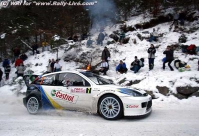 Markko Martin - Michael Park
72º Rallye Automobile de Monte-Carlo 2004. Ford Focus RS WRC 03 (EK52 NWN). Clasificado 2º.

Del 23 al 25 de Enero, Monaco.
Superficie: asfalto.

El Rally tenia un total de 1,331.92 Km de los que 389.12 Km divididos en 15 tramos, eran especiales (2 de ellos fueron cancelados SS1 Selonnet - Breziers 1 de 22.64 Km y SS10 Tourette du Chateau - St Antonin 2 de 24.80 Km. Uno de ellos se dio con tiempo de tramo teórico a todos los equipos, SS8 Tourette du Chateau - St Antonin 1 de 24.80 Km).

Se inscribieron 45 equipos, tomaron la salida 43, finalizaron 20.@
Palabras clave: Markko_Martin;Michael_Park;Ford;Focus;WRC;Montecarlo;2004;nieve