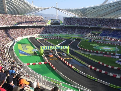 52º Rally Acròpolis de Grecia 2005
SS1 Athens Olympic Stadium SSS
Super Especial Stage en el Estadio Olà­mpico de Atenas.
El Rally tenia un total de 1,065.57 Km de los que 349.57 Km divididos en 19 tramos, eran especiales.
Se inscribieron 91 equipos, tomaron la salida 88, finalizaron 54.
Palabras clave: WRC;Grecia;2005;Acropolis