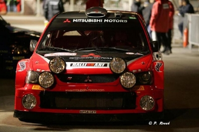 Gilles Panizzi - Hervé Panizzi
73º Rallye Automobile de Monte-Carlo 2005. Mitsubishi Lancer WRC. Clasificado 3º.
El Rally tenis un total de 1,360.13 Km de los que 353.07 Km divididos en 15 tramos, eran especiales.
Tomaron la salida 34 equipos, finalizaron 24.@
Palabras clave: Gilles_Panizzi;Mitsubishi;Lancer;WRC;Montecarlo;2005