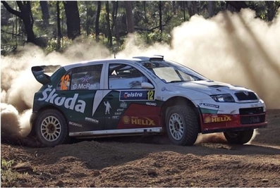 Colin McRae - Nicky Grist
18º Telstra Rally Australia 2005. Skoda Fabia WRC (3S2 3102). Abandonó por exceso de penalización después de SS22 Helena North 1 de 29.93 Km.
Škoda Motorsport

Del 10 al 13 de Noviembre, Perth.
Superficie: tierra.

El Rally tenia un total de 1345.41 Km de los que 355.01 Km divididos en 26 tramos eran cronometrados.

Se inscribieron 61 equipos, tomaron la salida 60, finalizaron 43.@
Palabras clave: Skoda;Fabia;WRC;Australia;2005