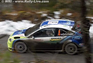 Marcus Grönholm - Timo Rautiainen
74º Rallye Automobile de Monte-Carlo 2006. Ford Focus RS WRC '06 (EU55 BMV). Clasificado 1º.

Del 20 al 22 de Enero, Monaco.
Superficie: asfalto - nieve.

El Rally tenia un total de 1294.89 Km de los que 366.39 km divididos en 18 tramos eran especiales, (2 de ellas fueron canceladas SS3 Pierlas - Ilonse 1 de 23.22 Km y SS11 La Tour sur Tinee - Utelle 2 de 18.73 Km).

Se inscribieron 53 equipos, tomaron la salida 51, finalizaron 43.@
Palabras clave: Marcus_Gronholm;Timo_Rautiainen;Ford;Focus;RS;WRC;Montecarlo;2006