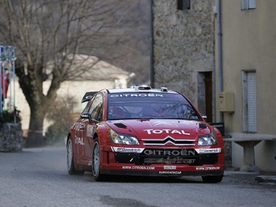 Sébastien Loeb - Daniel Elena
75º Rallye Automobile de Monte-Carlo 2007. Citröen C4 WRC. Clasificado 1º.

Del 18 al 21 de Enero, Valence, Monte-Carlo.
Superficie: asfalto - nieve.

El Rally tenia un total de 1185.22 km de los que 328.54 km divididos en 15 tramos eran especiales.

Tomaron la salida 47 equipos, finalizaron 39.
Palabras clave: Sebastien_Loeb;Citroen;WRC;Montecarlo;2007